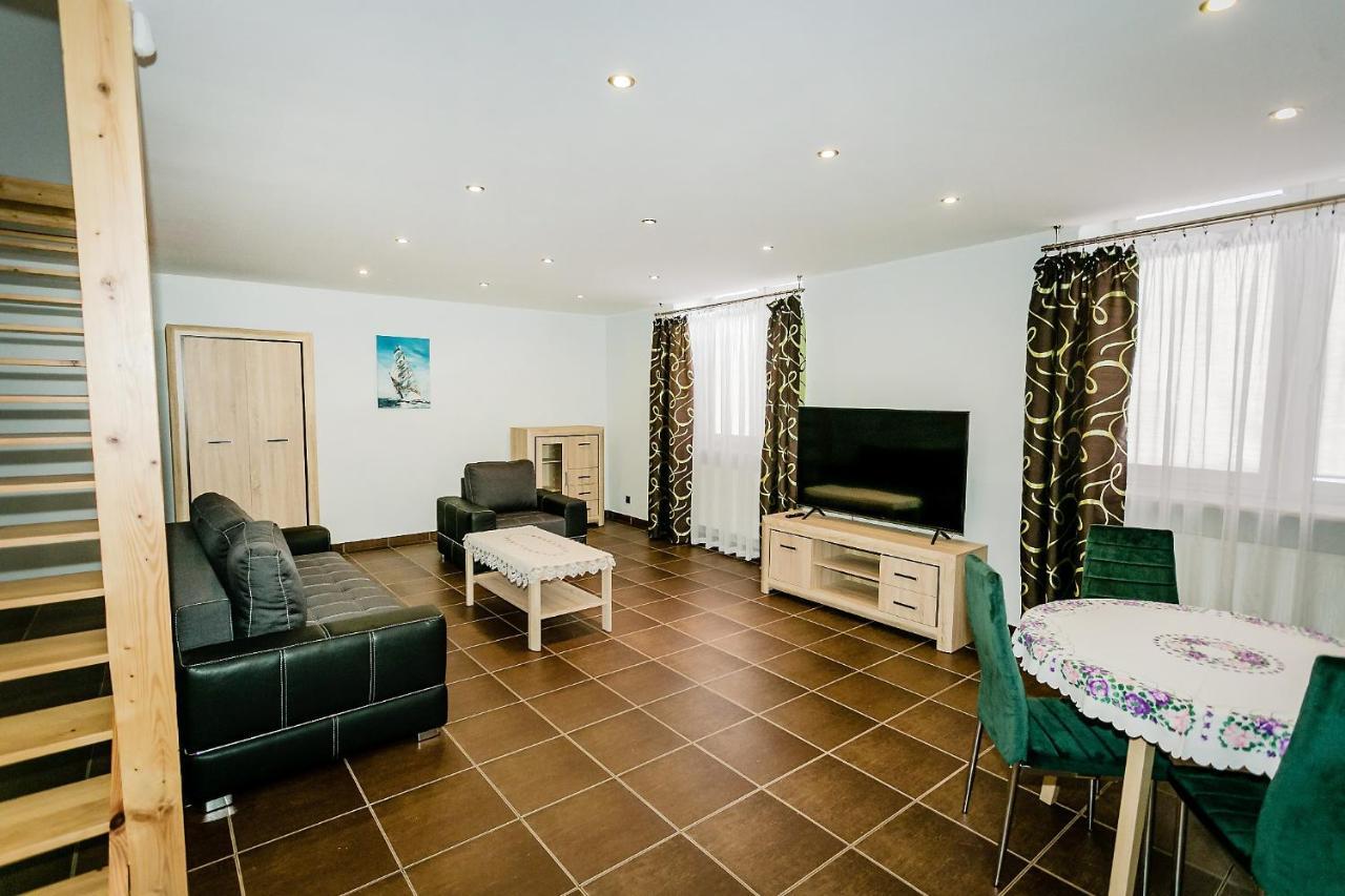 דירות סטאלובה וולה Apartament Stalowa מראה חיצוני תמונה